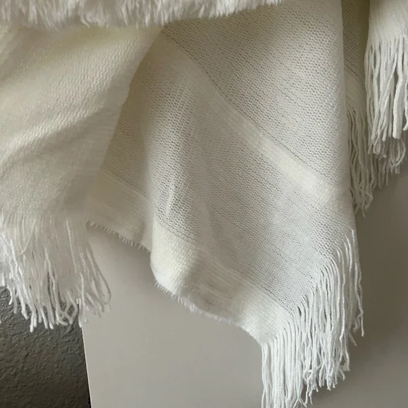 Two Piece PONCHO - Picture 6 of 14